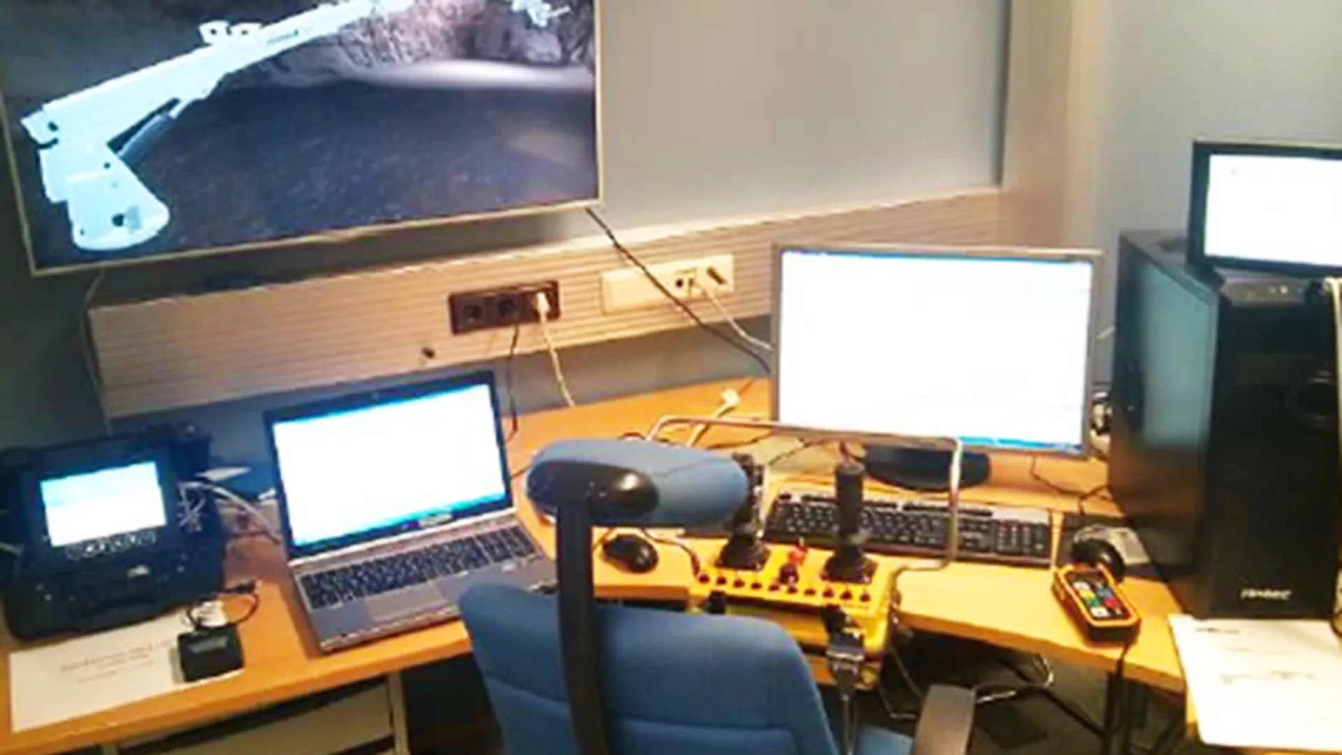 Virtual prototyping workplace at Technical Research Centre of Finland Ltd.